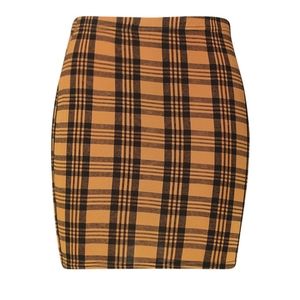 Plus Checkered skirt